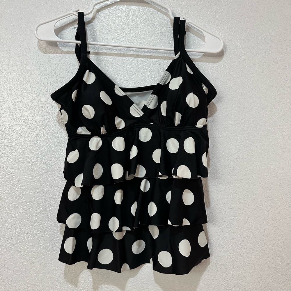 St. John’s Bay Swim Top Women’s Black and White Polka Dot Tiered Tankini